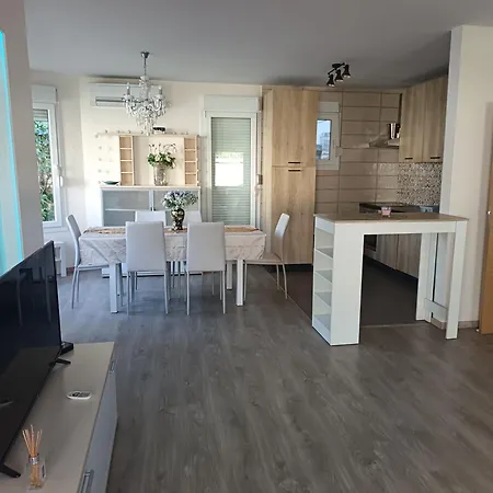 Hébergement de vacances Vikendica House