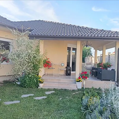 Vikendica House Novi Sad