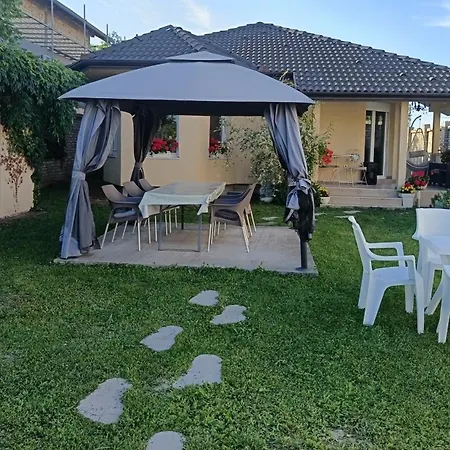 Vikendica House Hébergement de vacances