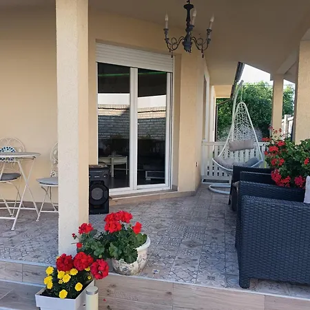 Hébergement de vacances Vikendica House